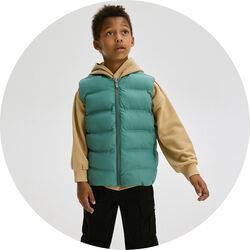 COATS & JACKETS